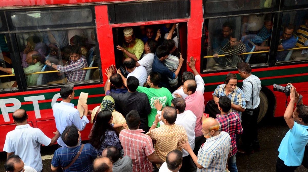 ২৬ মার্চ থেকে ৪ এপ্রিল সারাদেশে গণপরিবহন বন্ধ