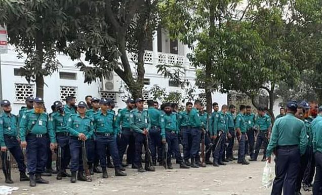 সুপ্রিম কোর্ট আইনজীবী সমিতির নির্বাচন : আজও বিপুল সংখ্যক পুলিশ মোতায়েন