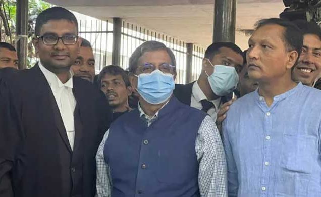 প্রথম আলো সম্পাদকের আগাম জামিন