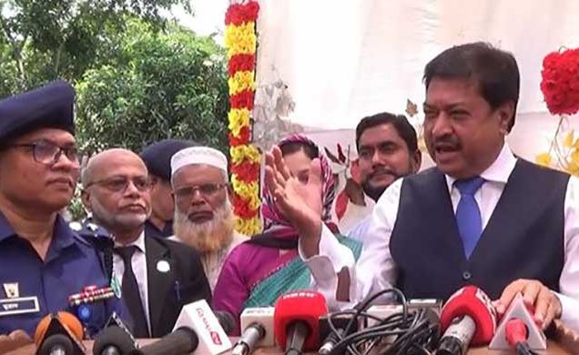 আদালতে দালালদের দৌরাত্ম কমাতে হবে : বিচারপতি জাহাঙ্গীর হোসেন