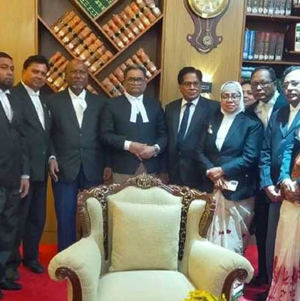 অর্থনীতি চাঙ্গা করতে আইনজীবীদের ১১ দফা গুরুত্বপূর্ণ: প্রধান বিচারপতি