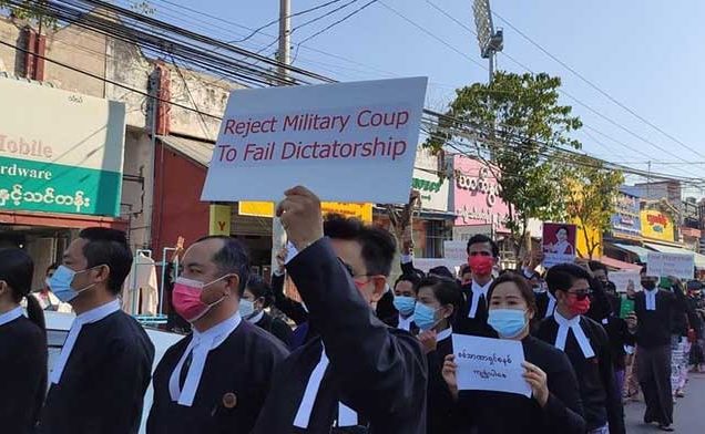 মিয়ানমারে ‘বিশেষ আদালতে’ হয়রানির শিকার আইনজীবীরা