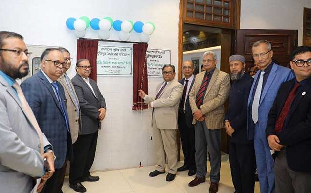 মুক্তিযুদ্ধে শহীদদের সঠিক তালিকা করার আহ্বান প্রধান বিচারপতির