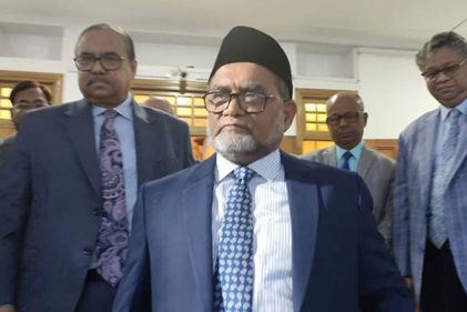 মার্কিন ভিসা নীতিতে আমরা বিচলিত নই : বিদায়ী প্রধান বিচারপতি