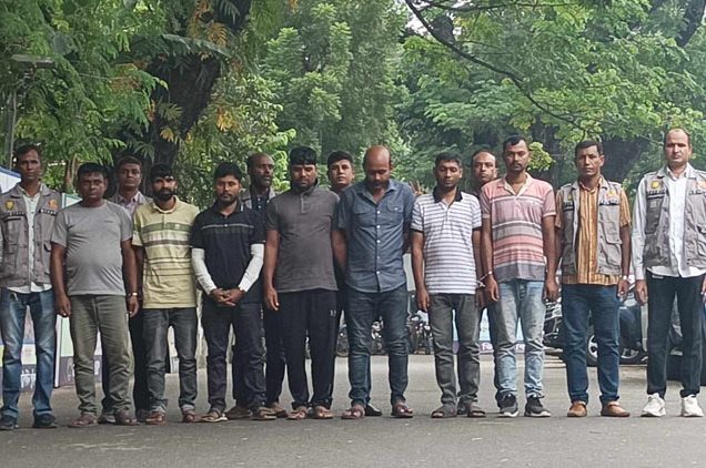 দিনের বেলায় ঢাকা এলিভেটেড এক্সপ্রেসওয়েতে ৪৮ লাখ টাকা ডাকাতি, গ্রেপ্তার ৭