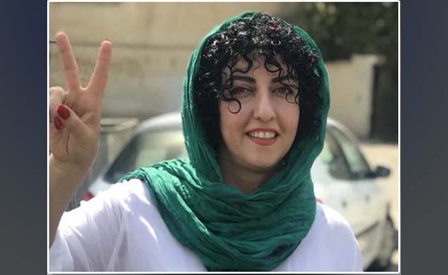 ১৩ বার গ্রেপ্তার ৩১ বছরের কারাদণ্ড, তাঁর হাতে শান্তির নোবেল