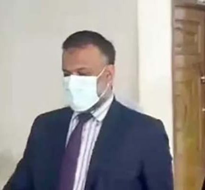 সেই বিচারকের সাজার রায় স্থগিত