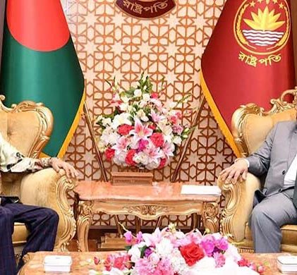 রাষ্ট্রপতির সঙ্গে সাক্ষাৎ করলেন প্রধান বিচারপতি