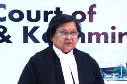 বাংলাদেশে আলাদা মেডিয়েশন আইন হওয়া জরুরি: জম্মু-কাশ্মীর হাইকোর্টের সাবেক প্রধান বিচারপতি