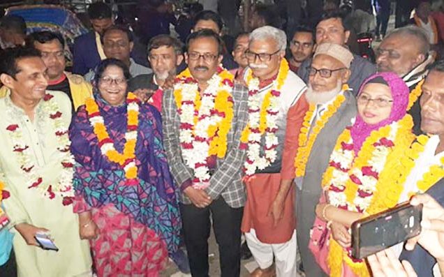 যশোরে আইনজীবী সমিতির নির্বাচনে বিদ্রোহী প্রার্থীদের চমক