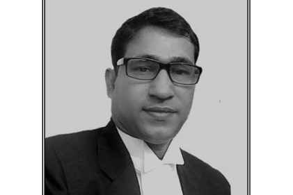 সুপ্রিম কোর্টের আইনজীবী রবিউল হোসাইন মারা গেছেন