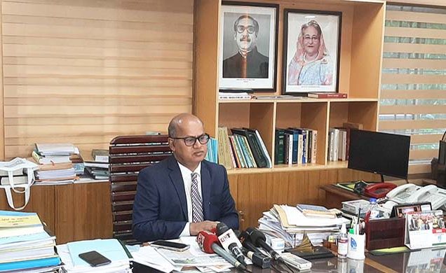পৃথিবীর কোথাও সুপ্রিম কোর্টে কিন্তু ইচ্ছেমতো ঢোকা যায় না