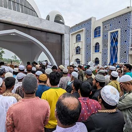 বিচারপতি ইনায়েতুর রহিমের মায়ের দাফন সম্পন্ন