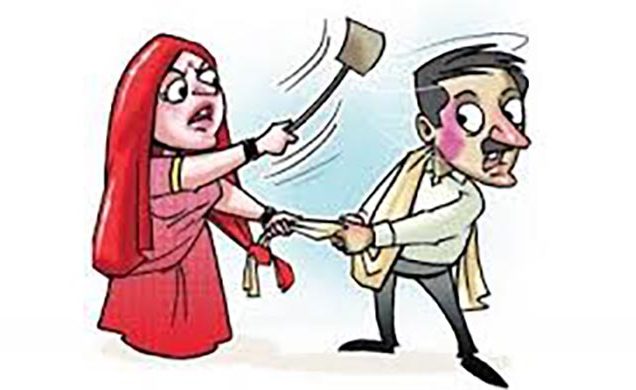 চট্টগ্রামে স্ত্রীর বিরুদ্ধে আদালতে যৌতুক মামলা ঠুকে দিলেন স্বামী