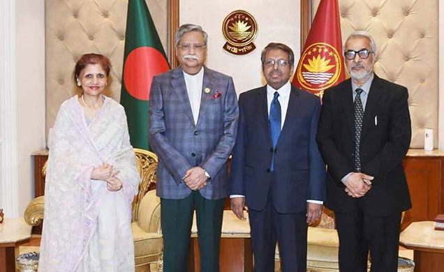 রাষ্ট্রপতির সঙ্গে আপিল বিভাগের নবনিযুক্ত তিন বিচারপতির সাক্ষাৎ