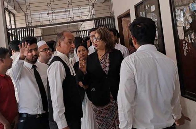 আত্মসমর্পণ করে জামিন পেলেন নাহিদ সুলতানা যুথি