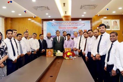 চট্টগ্রামে দুই বিচারককে আইনজীবীদের বিদায় সংবর্ধনা