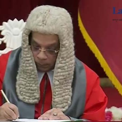 ধ্বংসস্তূপে দাঁড়িয়ে নতুন করে শুরু করতে হবে : প্রধান বিচারপতি