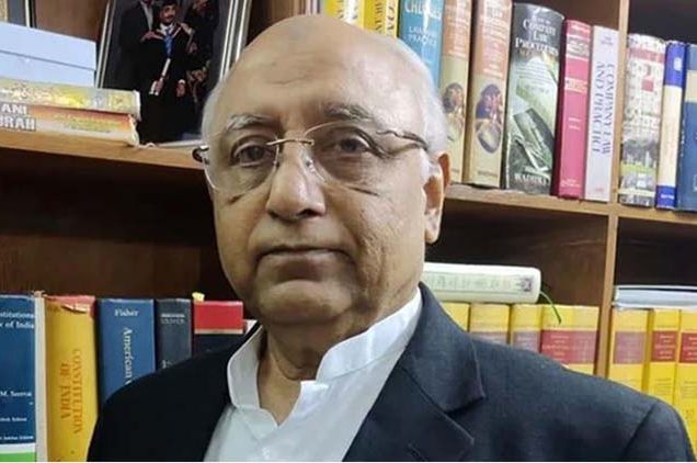 পেশা পরিচালনা বন্ধের আদেশ পুনর্বিবেচনা চাইলেন সেই আইনজীবী