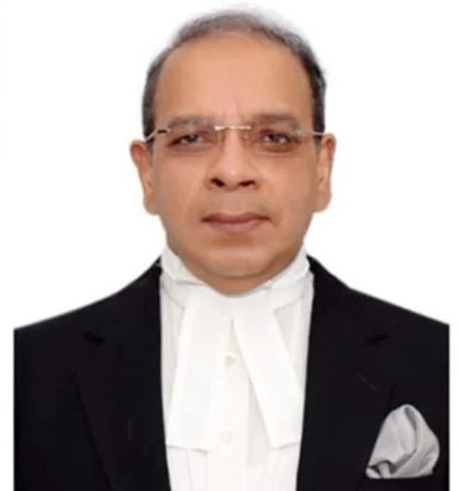 দেশের ২৫তম প্রধান বিচারপতি সৈয়দ রেফাত আহমেদ