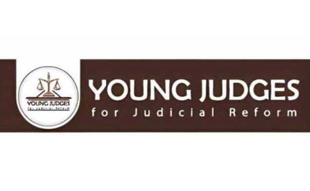 বিতর্কিত ব্যক্তিকে আইন সচিব না করার আহ্বান তরুণ বিচারকদের