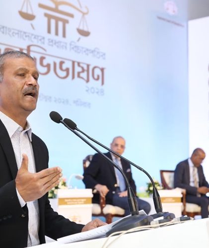 বিচার বিভাগ থেকে যেন কোনো অবিচার না হয় : আইন উপদেষ্টা