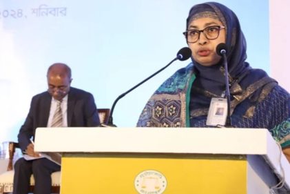 ‘শুধু বিচারের বাণী নয়, বিচারকও নিভৃতে কাঁদে’