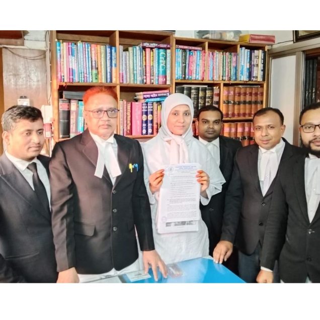 বদলি রেজিস্ট্রার ডিজিটালাইজেশনসহ ৬ দাবিতে ঢাকা কোর্টের আইনজীবীদের আবেদন