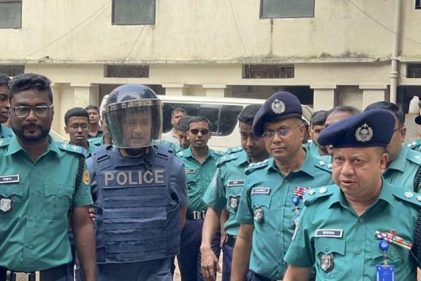 জামিন নামঞ্জুর, রিমান্ড শেষে কারাগারে ব্যারিস্টার সুমন