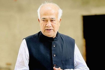 সাবেক গৃহায়ণ ও গণপূর্তমন্ত্রী ইঞ্জিনিয়ার মোশাররফ হোসেন গ্রেফতার