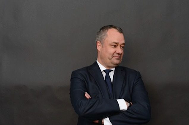 চিফ প্রসিকিউটরের বিশেষ পরামর্শক হলেন টবি ক্যাডম্যান