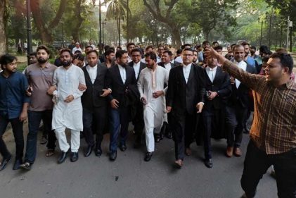 আন্তর্জাতিক অপরাধ ট্রাইব্যুনালের চিফ প্রসিকিউটরের পদত্যাগ চায় আইনজীবী অধিকার পরিষদ