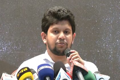 অন্তর্বর্তী সরকারই নতুন সংবিধান কার্যকর করবে : মাহফুজ আলম