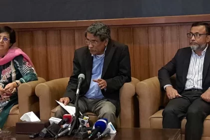 সংবিধান সংস্কারে ওয়েবসাইটের মাধ্যমে জনগণের মতামত নেবে কমিশন