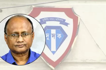 দুদকের নতুন চেয়ারম্যান আবদুল মোমেন