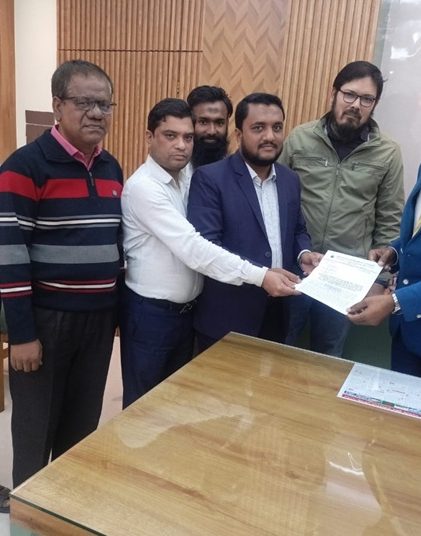 ২ দফা দাবি বাস্তবায়নে কক্সবাজারে বিচার বিভাগীয় কর্মচারী সমিতির স্মারকলিপি