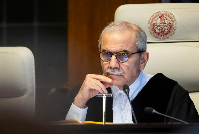 লেবাননের প্রধানমন্ত্রী হলেন আইসিজের শীর্ষ বিচারক নাওয়াফ সালাম