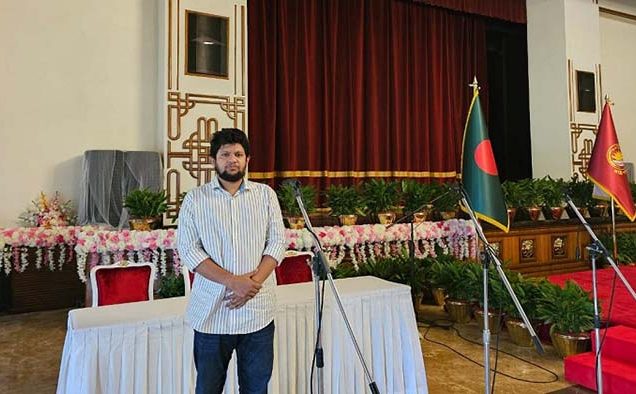 তথ্য উপদেষ্টা হলেন মাহফুজ আলম