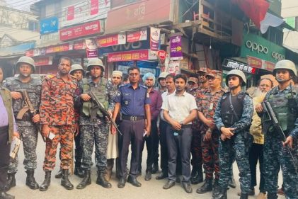 বরগুনায় বিশুদ্ধ খাদ্য আদালতের অভিযান: চার প্রতিষ্ঠানের বিরুদ্ধে মামলা, গ্রেফতার ৪