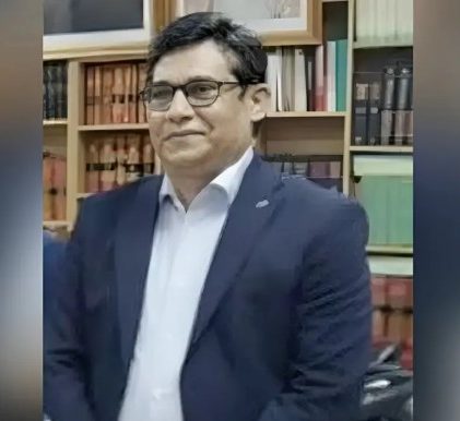 পদত্যাগপত্র জমা দিয়েছেন সিনিয়র জেলা জজ বিকাশ কুমার সাহা