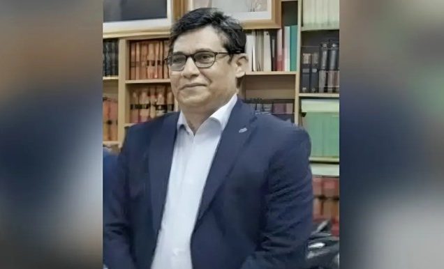 পদত্যাগপত্র জমা দিয়েছেন সিনিয়র জেলা জজ বিকাশ কুমার সাহা