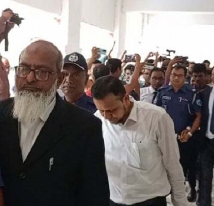 কুমিল্লায় চার আইনজীবী কারাগারে, দুইজনের বিরুদ্ধে পরোয়ানা