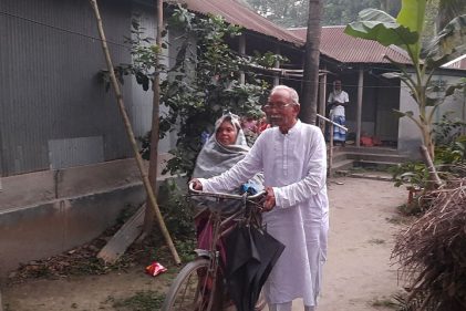 ৭৫ বছর বয়সে অংশ নিচ্ছেন বার কাউন্সিল পরীক্ষায়!