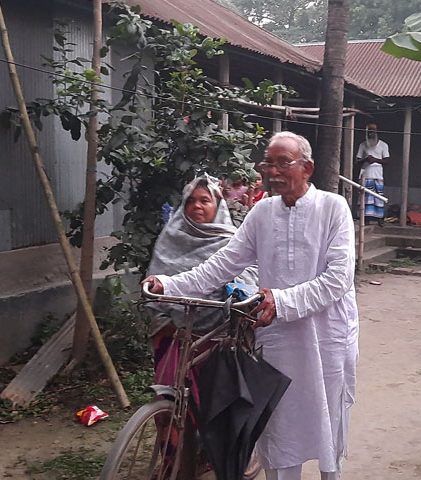 ৭৫ বছর বয়সে অংশ নিচ্ছেন বার কাউন্সিল পরীক্ষায়!