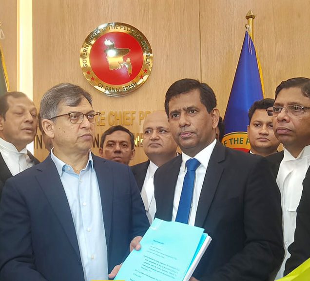 ট্রাইব্যুনালে সালাহউদ্দিনের অভিযোগ, শেখ হাসিনাসহ অভিযুক্ত ৭