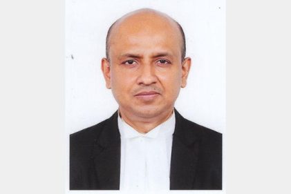 বাংলাদেশ গণতান্ত্রিক আইনজীবী সমিতির কেন্দ্রীয় সাধারণ সম্পাদক ও সুপ্রিম কোর্টের বিশিষ্ট আইনজীবী হাসান তারিক চৌধুরী