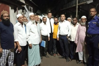 বিরোধ নিষ্পত্তির পর উভয়পক্ষের সাথে আমতলী উপজেলার লিগ্যাল এইড বিশেষ কমিটির চেয়ারম্যান ও সিনিয়র জুডিসিয়াল ম্যাজিস্ট্রেট ইফতি হাসান ইমরান