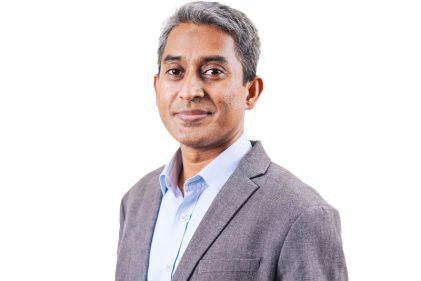 বেসরকারি ইষ্টার্ণ ইউনিভার্সিটির আইন বিভাগের শিক্ষক ও সুপ্রিম কোর্টের আইনজীবী ইফতেখার মাহমুদ