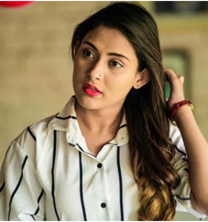 অভিনেত্রী মেহজাবীনের বিরুদ্ধে গ্রেপ্তারি পরোয়ানা