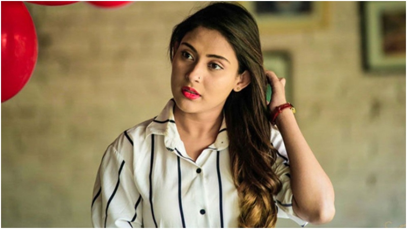 অভিনেত্রী মেহজাবীনের বিরুদ্ধে গ্রেপ্তারি পরোয়ানা